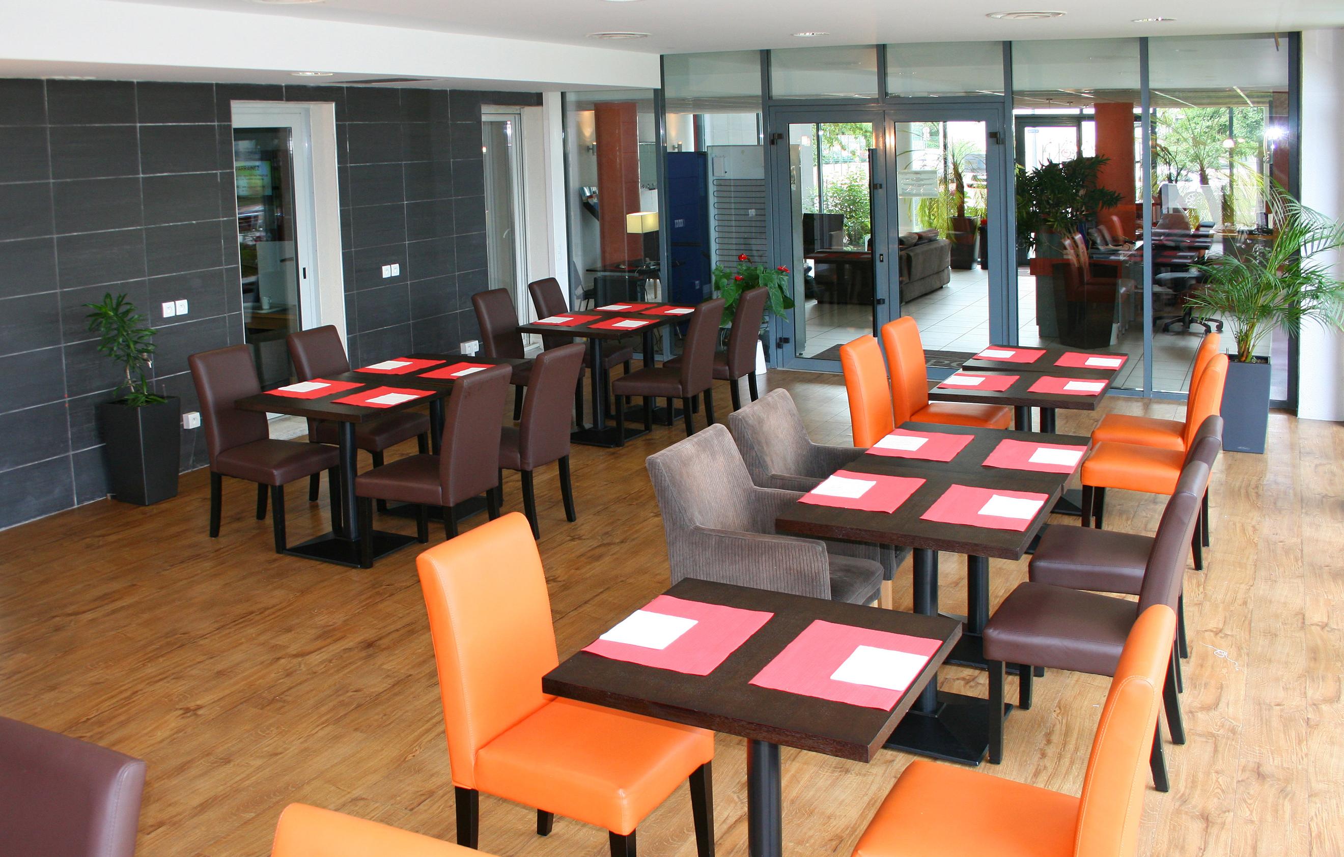 Appart'Hotel Odalys City - Bioparc Lyon Est Eksteriør billede