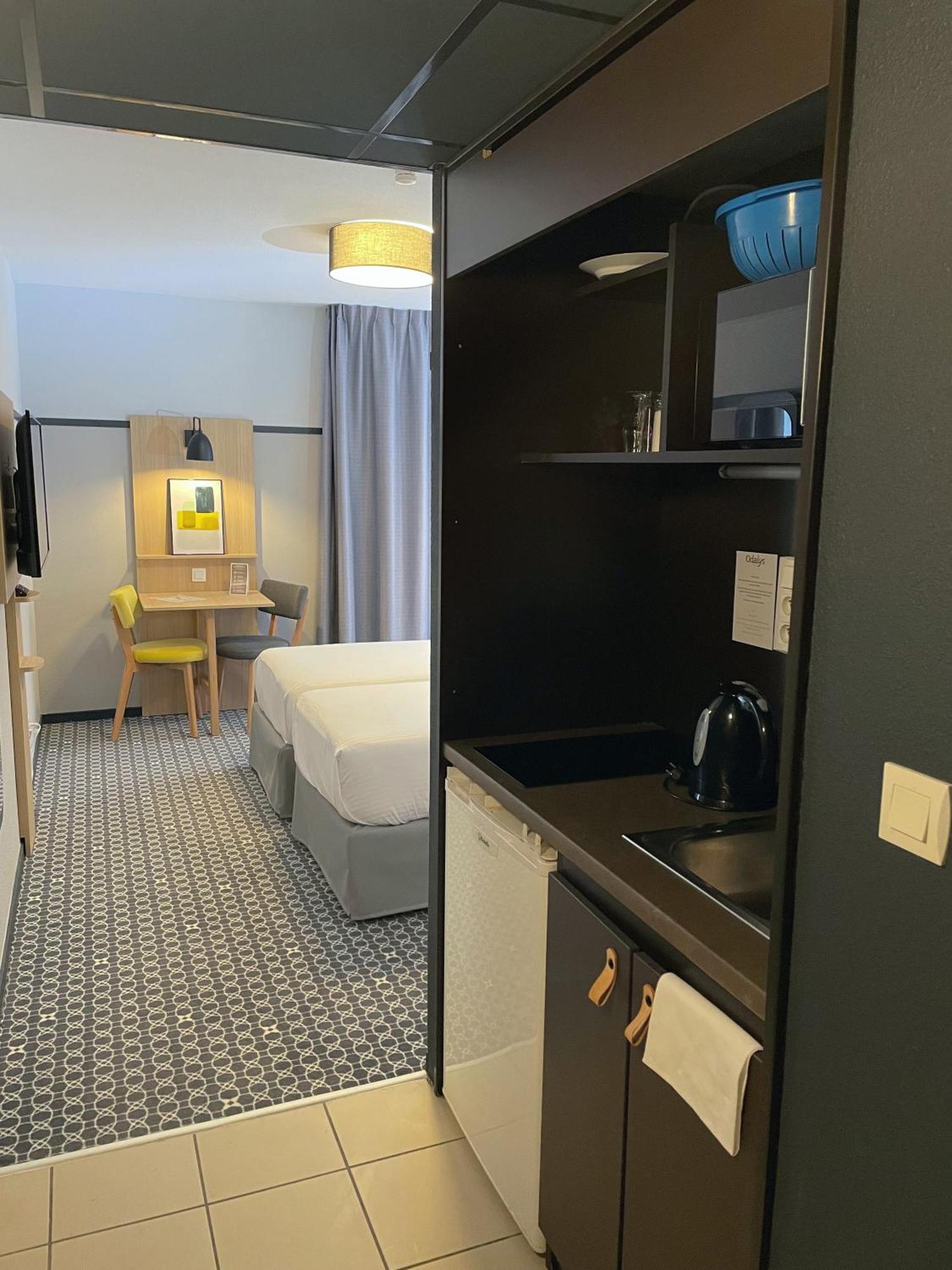 Appart'Hotel Odalys City - Bioparc Lyon Est Eksteriør billede