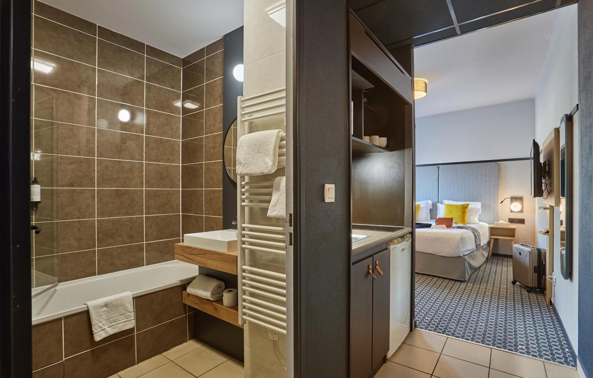 Appart'Hotel Odalys City - Bioparc Lyon Est Eksteriør billede