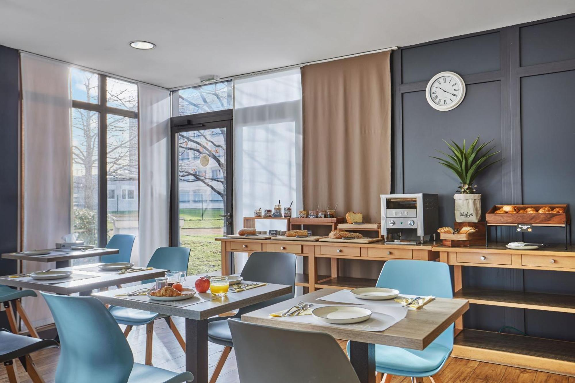 Appart'Hotel Odalys City - Bioparc Lyon Est Eksteriør billede