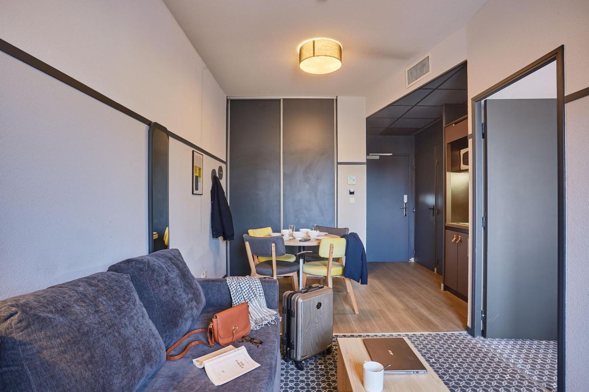 Appart'Hotel Odalys City - Bioparc Lyon Est Eksteriør billede