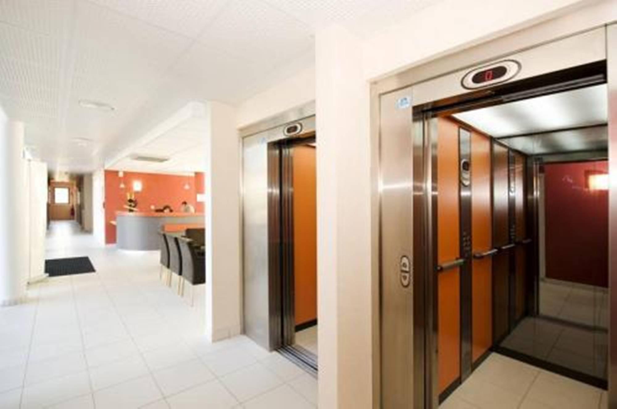Appart'Hotel Odalys City - Bioparc Lyon Est Interiør billede