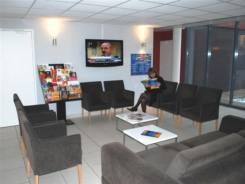 Appart'Hotel Odalys City - Bioparc Lyon Est Eksteriør billede